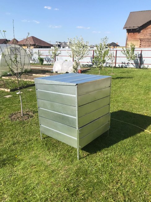 Крышка для компостера оцинкованная 1х1м в Уфе Крышка для компостера оцинкованная 1х1м в Уфе